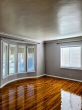 305 N Palm Ave, Unit A in Alhambra, CA - Foto de edificio - Building Photo