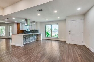 17603 Seedling Ct in Dallas, TX - Building Photo - Building Photo