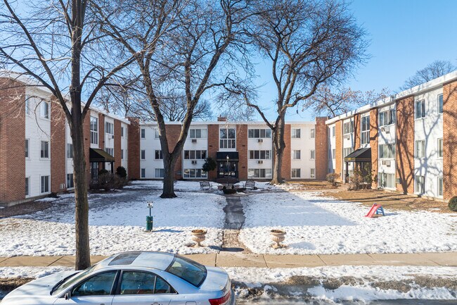 Lake Harriet Commons