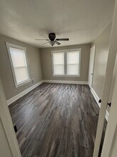 207 W Main St in Millville, NJ - Foto de edificio - Building Photo