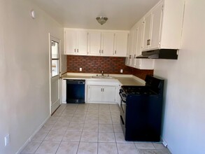 16734 E Devanah St in Covina, CA - Building Photo - Building Photo