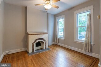 1221 Marlborough St in Philadelphia, PA - Building Photo - Building Photo