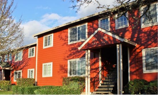 Elm Park Apartments in Forest Grove, OR - Building Photo