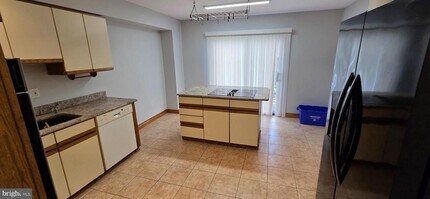 11764 Indian Ridge Rd in Reston, VA - Building Photo - Building Photo