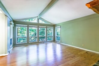 40 Lochencove Ridge Rd in Brevard, NC - Building Photo - Building Photo