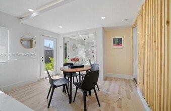 1523 NE 148th St, Unit Apartment in Miami, FL - Foto de edificio - Building Photo