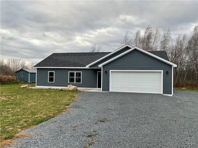 32183 US-20 in Philadelphia, NY - Building Photo - Building Photo