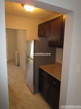 165 Chiswick Rd, Unit 3 in Boston, MA - Foto de edificio - Building Photo