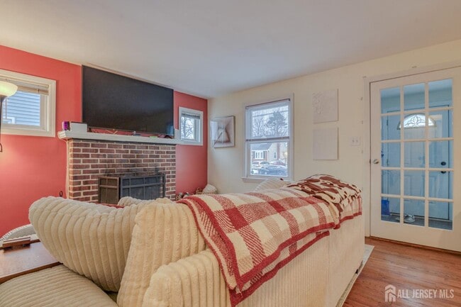 186 Prigmore St in East Brunswick, NJ - Building Photo - Building Photo