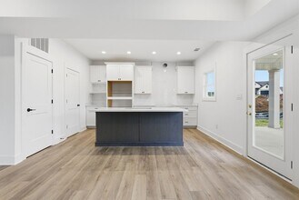 508 Cripple Creek Cir in Nicholasville, KY - Building Photo - Building Photo