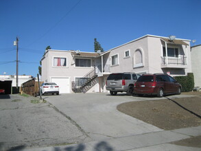 9250 Wheeler Ct in Fontana, CA - Building Photo - Building Photo