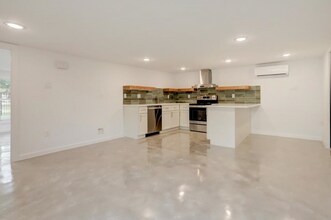 808 Oakhurst St in Houston, TX - Building Photo - Building Photo