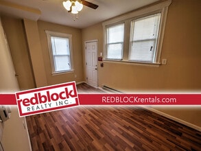 151 W Grange Ave in Philadelphia, PA - Building Photo - Building Photo