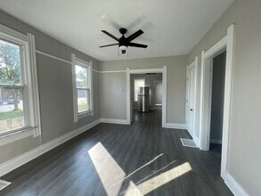 3511 Memphis Ave in Cleveland, OH - Building Photo - Building Photo