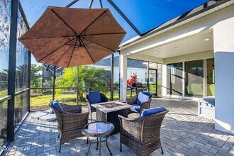 225 St Somewhere Dr, Unit BA104 in Daytona Beach, FL - Building Photo - Building Photo