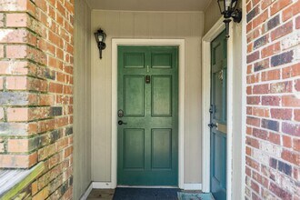 1605 Akridge Dr in Tallahassee, FL - Building Photo - Building Photo