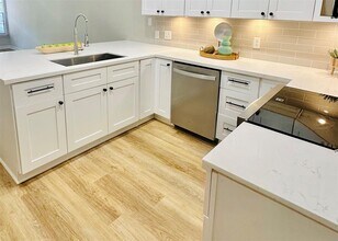 2611 Grants Lake Blvd in Sugar Land, TX - Building Photo - Building Photo