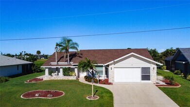 18 Bunker Pl in Rotonda West, FL - Building Photo - Building Photo