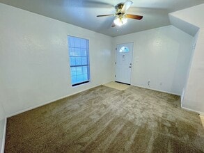 1100 Leslie Cir in Killeen, TX - Building Photo - Building Photo
