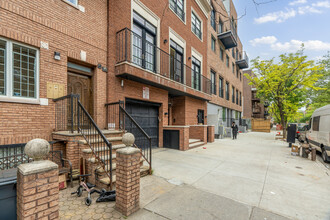 47A Lynch St in Brooklyn, NY - Building Photo - Building Photo