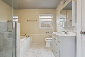 2625 Newport St in Denver, CO - Building Photo - Building Photo