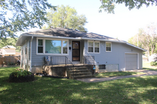 2201 SW Clay St in Topeka, KS - Foto de edificio - Building Photo