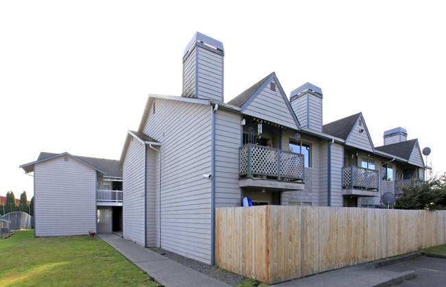 Juneau's Landing Apartments