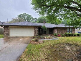 12965 Larch Ln in Beaumont, TX - Building Photo