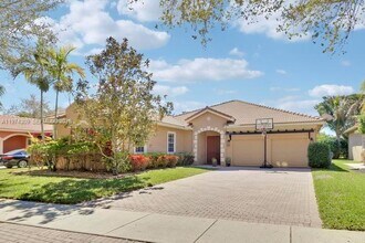 165 Via Veracruz in Jupiter, FL - Building Photo - Building Photo