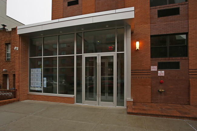 382 in Brooklyn, NY - Building Photo - Building Photo