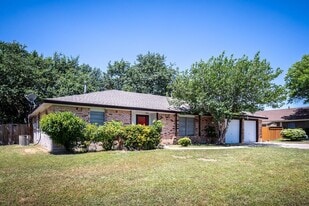 213 Fox Dr in Del Rio, TX - Building Photo