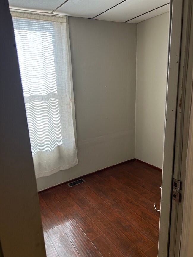 1908 4th Ave, Unit 1S in Watervliet, NY - Building Photo - Building Photo