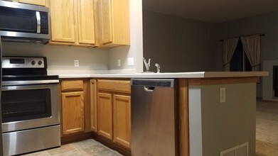 3624 Abercrombie Ln in Stillwater, MN - Building Photo - Building Photo