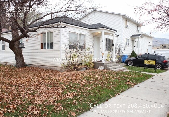 property at 805 S 3rd Ave