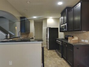 28906 Hidden Cove Dr in Magnolia, TX - Building Photo - Building Photo