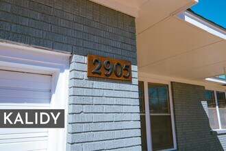 2905 SW 39th Terrace in Oklahoma City, OK - Building Photo - Building Photo