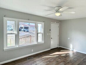 202 N Wooldridge Rd in Hopkinsville, KY - Building Photo - Building Photo