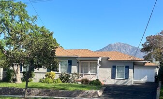 10760 Russett Ave in Los Angeles, CA - Building Photo