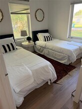 11201 NE 10th Ave in Biscayne Park, FL - Building Photo - Building Photo