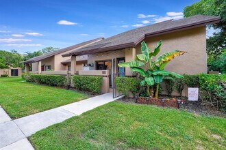 2242 NW 39th Ave in Coconut Creek, FL - Building Photo - Building Photo