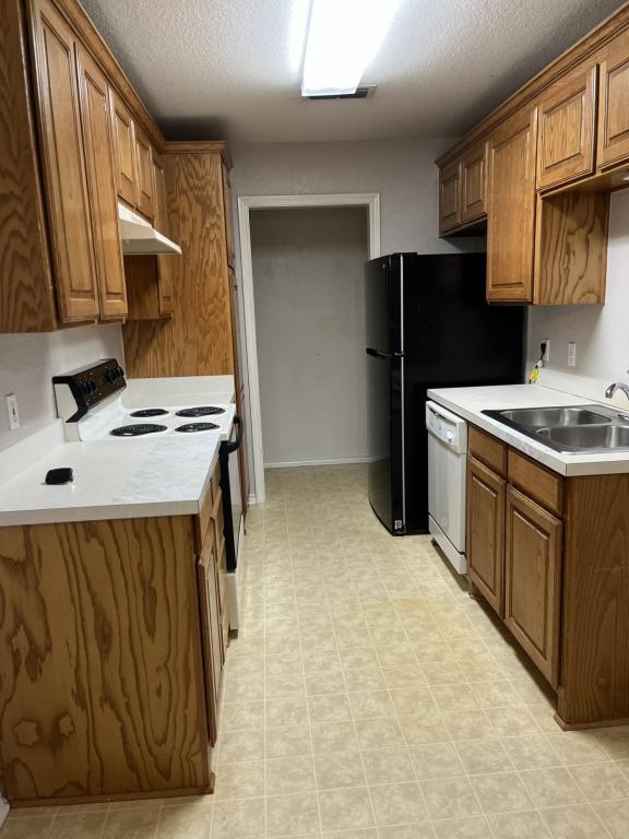736 Stribling Cir in Azle, TX - Building Photo - Building Photo