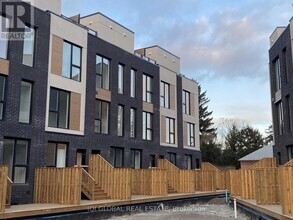 178 Clonmore Dr in Toronto, ON - Building Photo - Building Photo