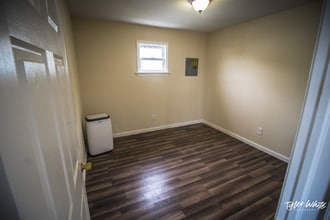 542 W Maple Ave in West Wildwood, NJ - Building Photo - Building Photo