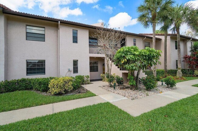 21500 Cypress Hammock Dr, Unit 38c in Boca Raton, FL - Building Photo - Building Photo