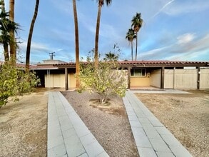 37188 Melrose Dr in Cathedral City, CA - Foto de edificio - Building Photo
