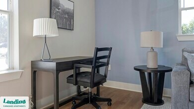 1000 Forestview Dr, Unit 2118 in Oakwood, GA - Building Photo - Building Photo