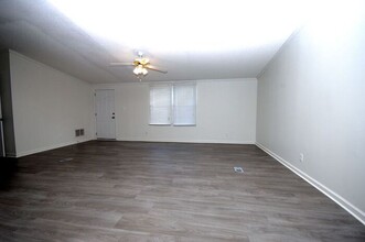 728 Country Club Rd in Mount Olive, NC - Building Photo - Building Photo
