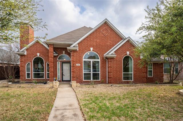 2206 Heather Ridge Ln in Garland, TX - Building Photo