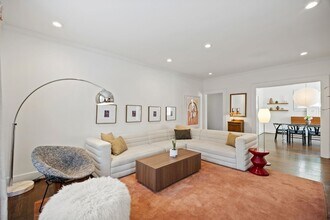 1007 N Windomere Ave in Dallas, TX - Building Photo - Building Photo