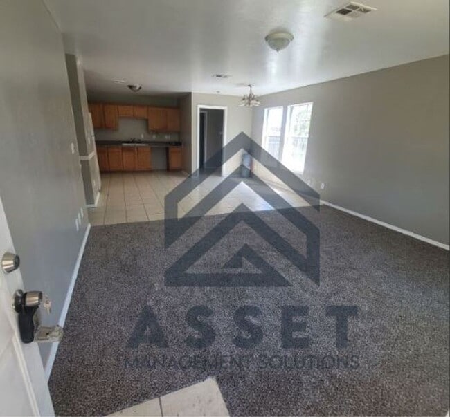 612 NW 111th St in Oklahoma City, OK - Building Photo - Building Photo